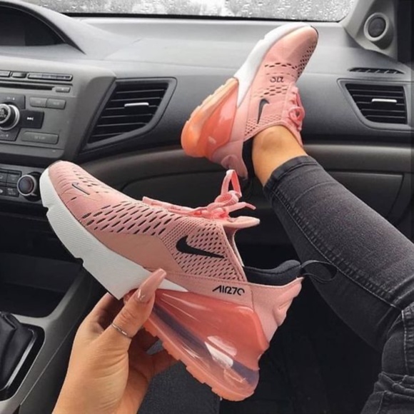 Nike Shoes - Air Max 270